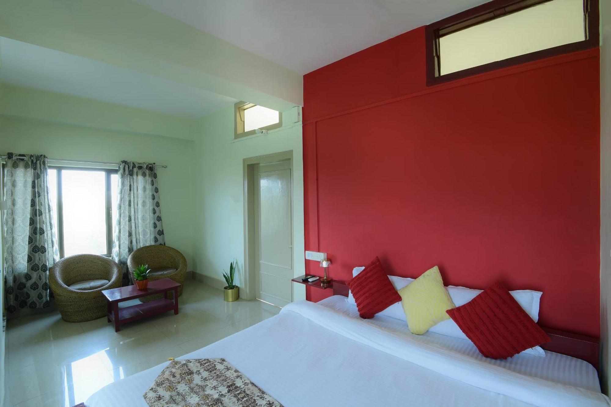 Hotel Bhargav Гувахати Экстерьер фото